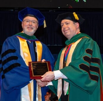 Dean Stagnaro Green And Dean Rosenblatt Excellence In Healthcare Leadership Award
                  